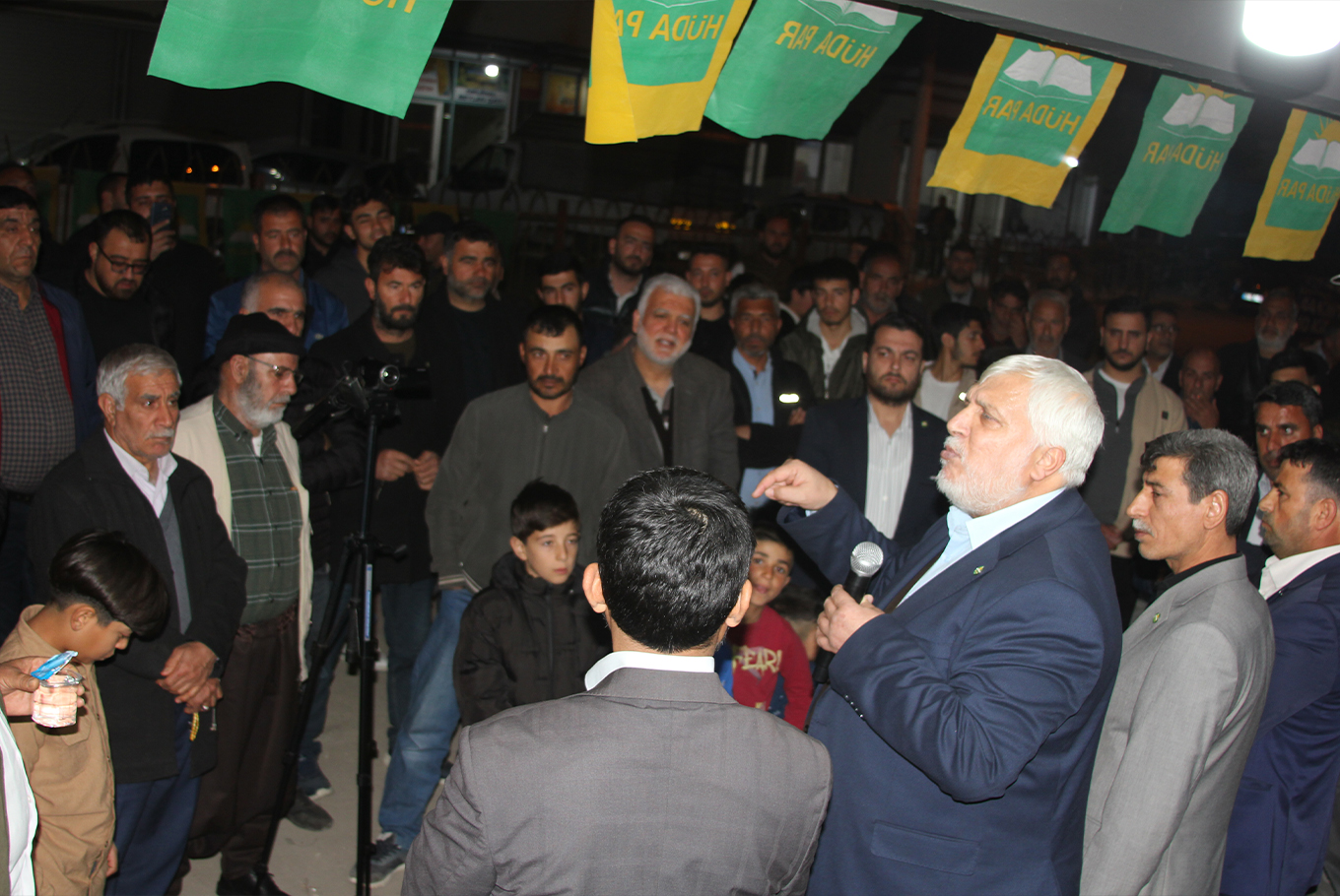 HÜDA PAR Yüreğir Belediye Başkan adayı Temur'dan seçim lokali açılışı
