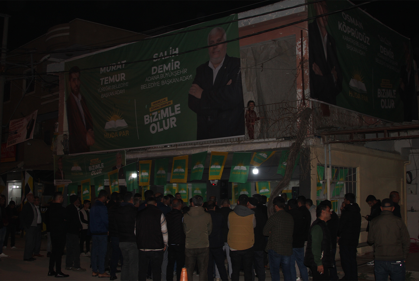 HÜDA PAR Yüreğir Belediye Başkan adayı Temur'dan seçim lokali açılışı