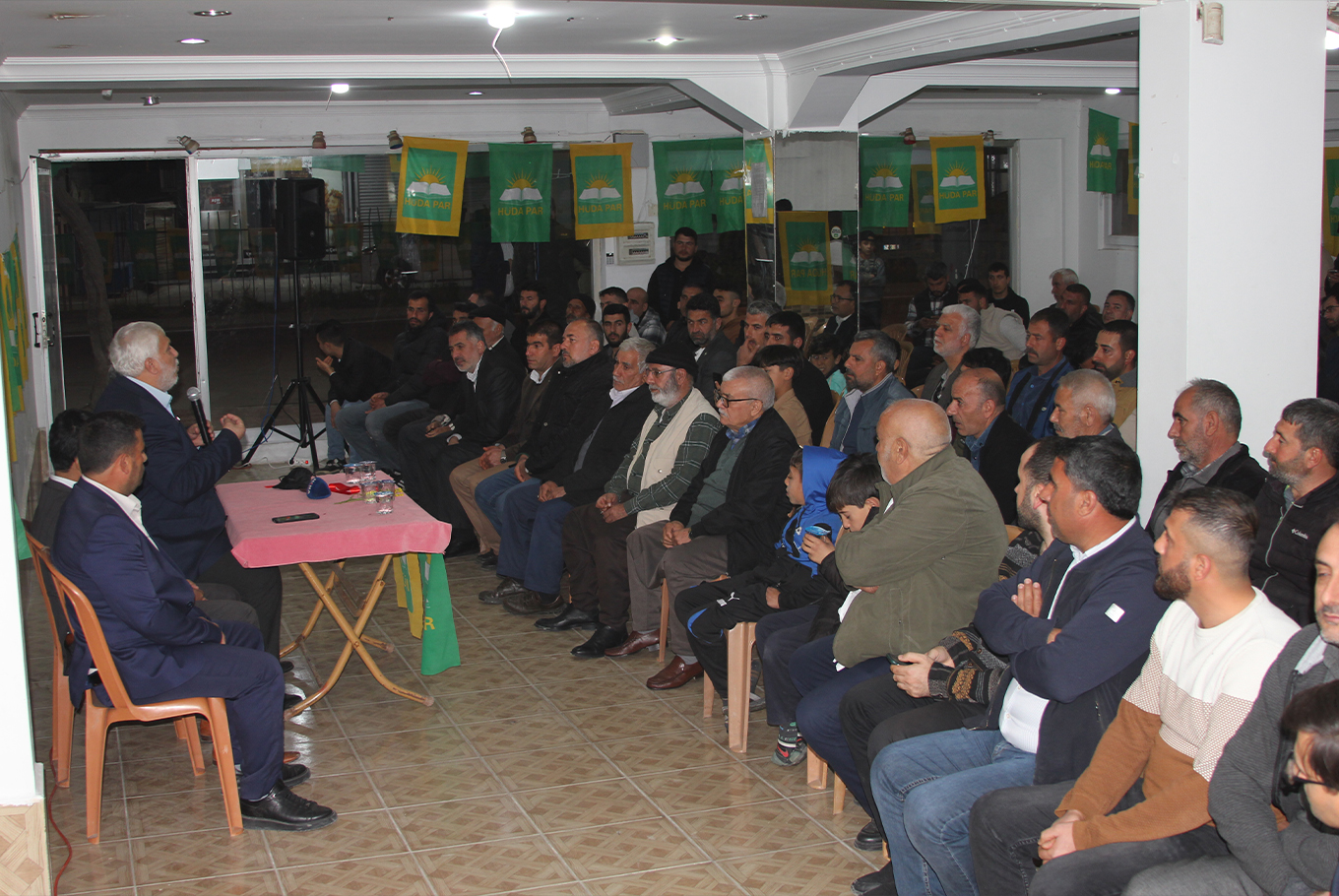 HÜDA PAR Yüreğir Belediye Başkan adayı Temur'dan seçim lokali açılışı