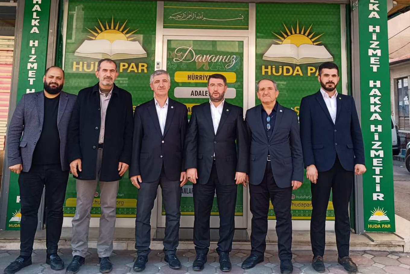 HÜDA PAR Seyhan Belediye Başkan adayı Beyazçiçek'ten esnaf ziyareti
