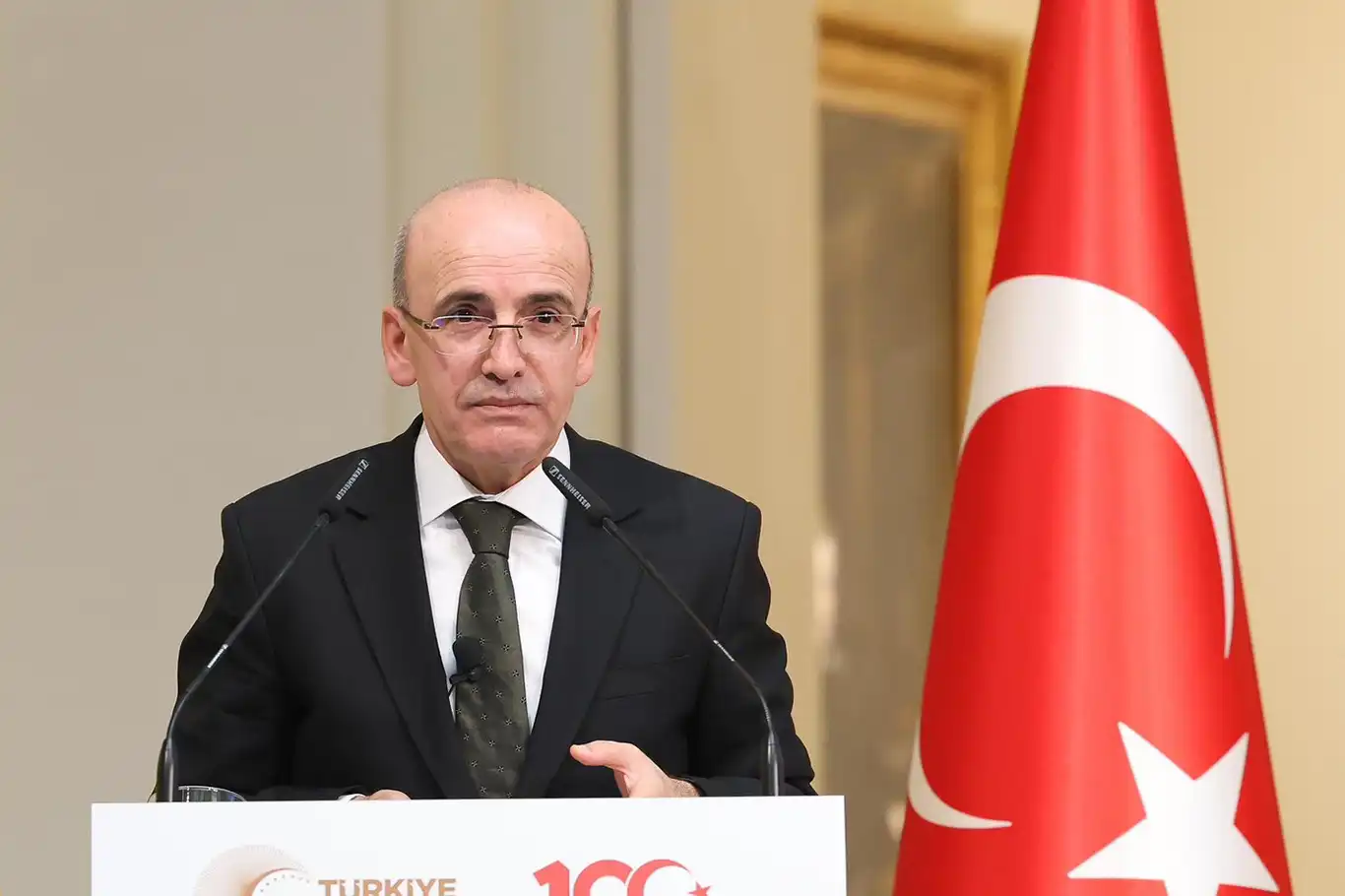 Turkish Finance Minister affirms commitment to tightening fiscal policy amid inflation concerns