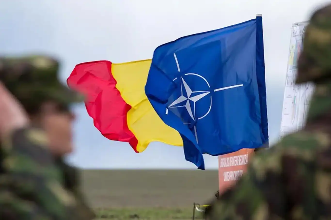 NATO'nun Avrupa'daki en büyük askeri üssü Romanya'da inşa ediliyor NATO'nun Avrupa'daki en büyük askeri üssü Romanya'da inşa ediliyor