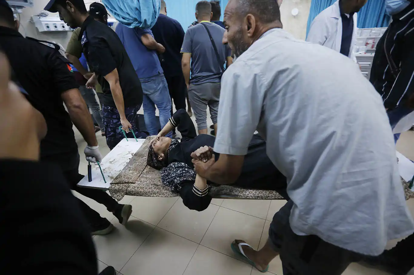 Gazze'de şehit sayısı 31 bin 988'e yükseldi