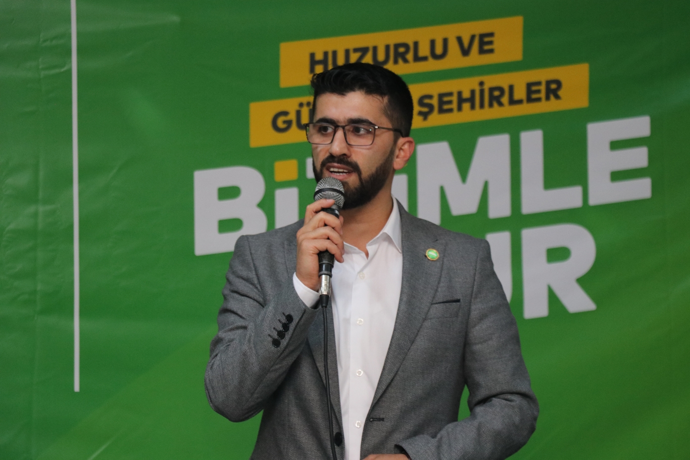 Yapıcıoğlu: Milletin düşmanlarına oy vermeyin de kime verirseniz verin