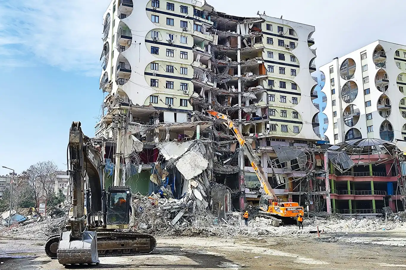 Galeria Sitesi davasında 4 sanığa hapis cezası Galeria Sitesi davasında 4 sanığa hapis cezası