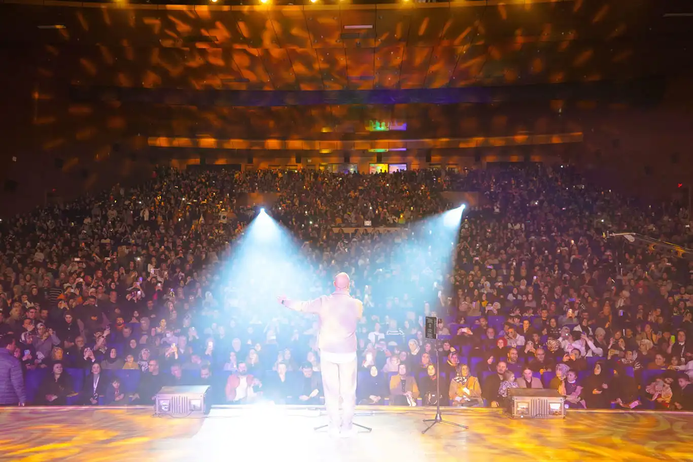 Maher Zain Diyarbakır’da konser verdi Maher Zain Diyarbakır’da konser verdi