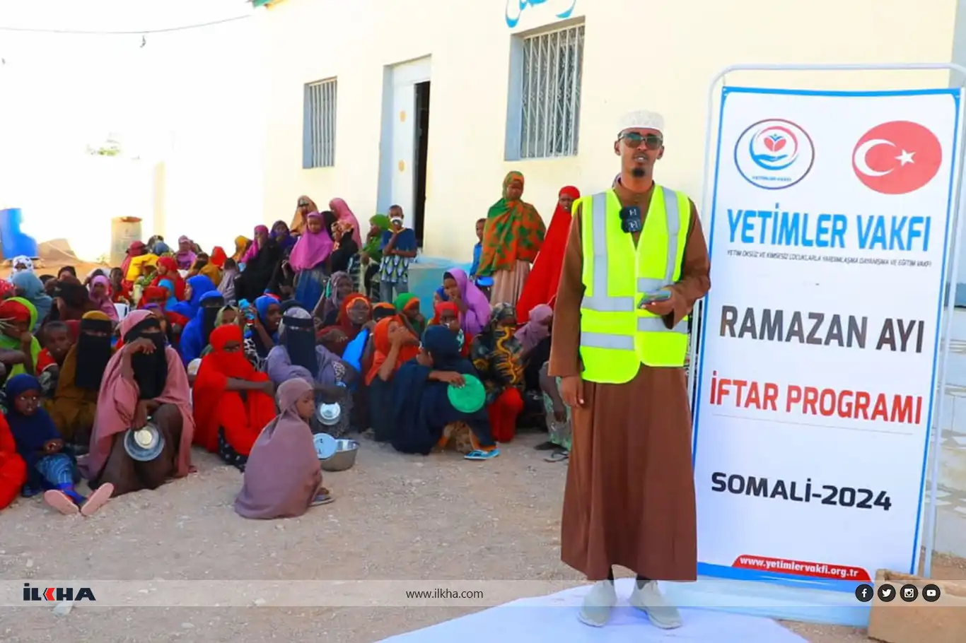 Orphans Foundation provides iftar dinners to families in Somalia