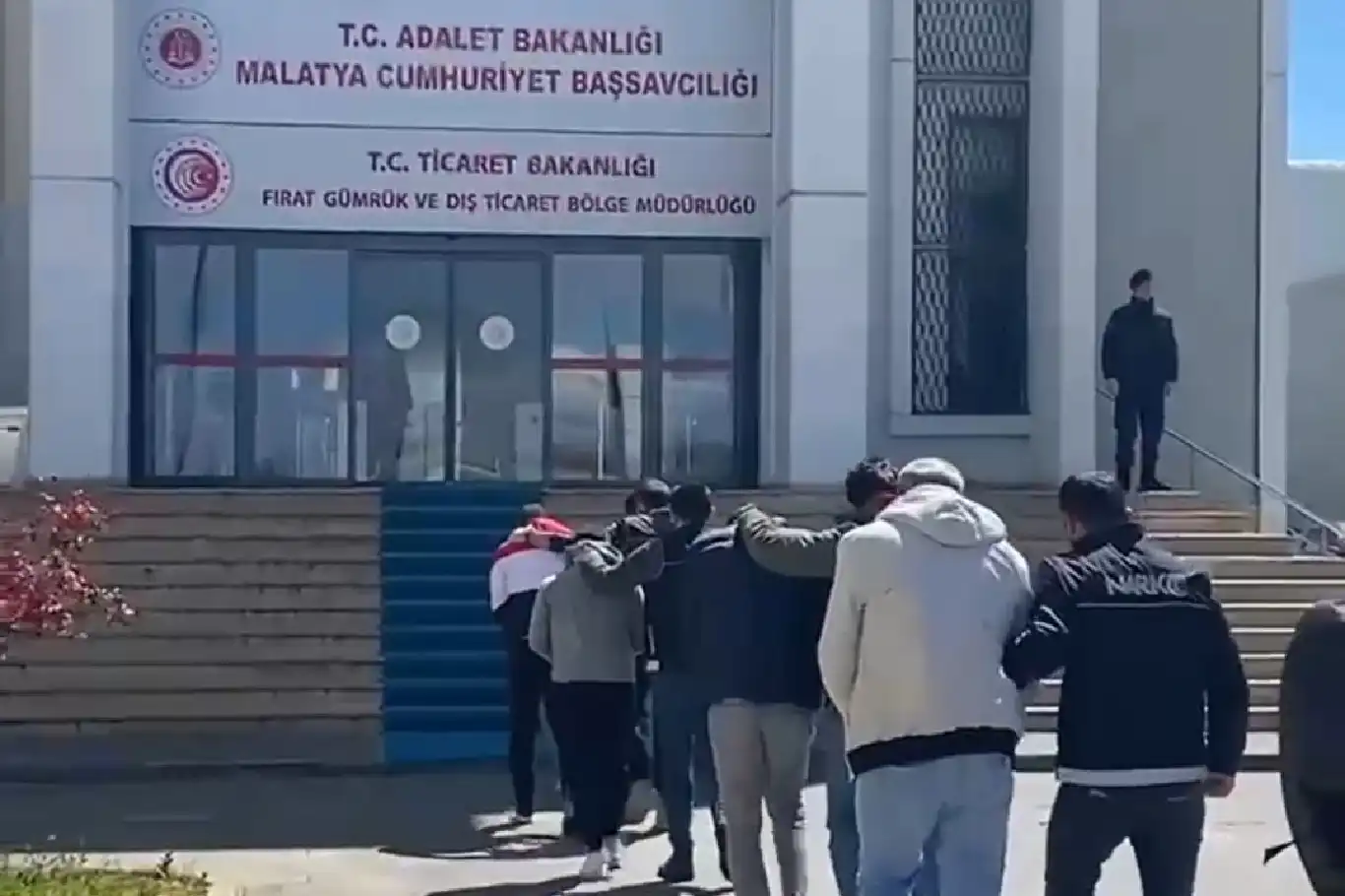 Malatya’da torbacı operasyonu: 9 tutuklama 