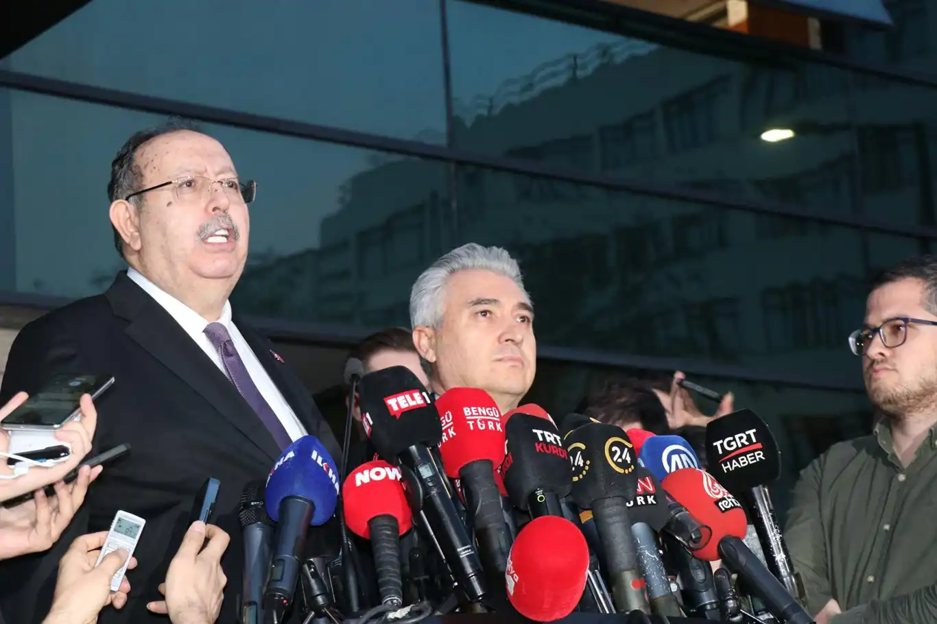 YSK Başkanı Yener: Veri akışı devam ediyor, yarın açıklama yapacağız YSK Başkanı Yener: Veri akışı devam ediyor, yarın açıklama yapacağız