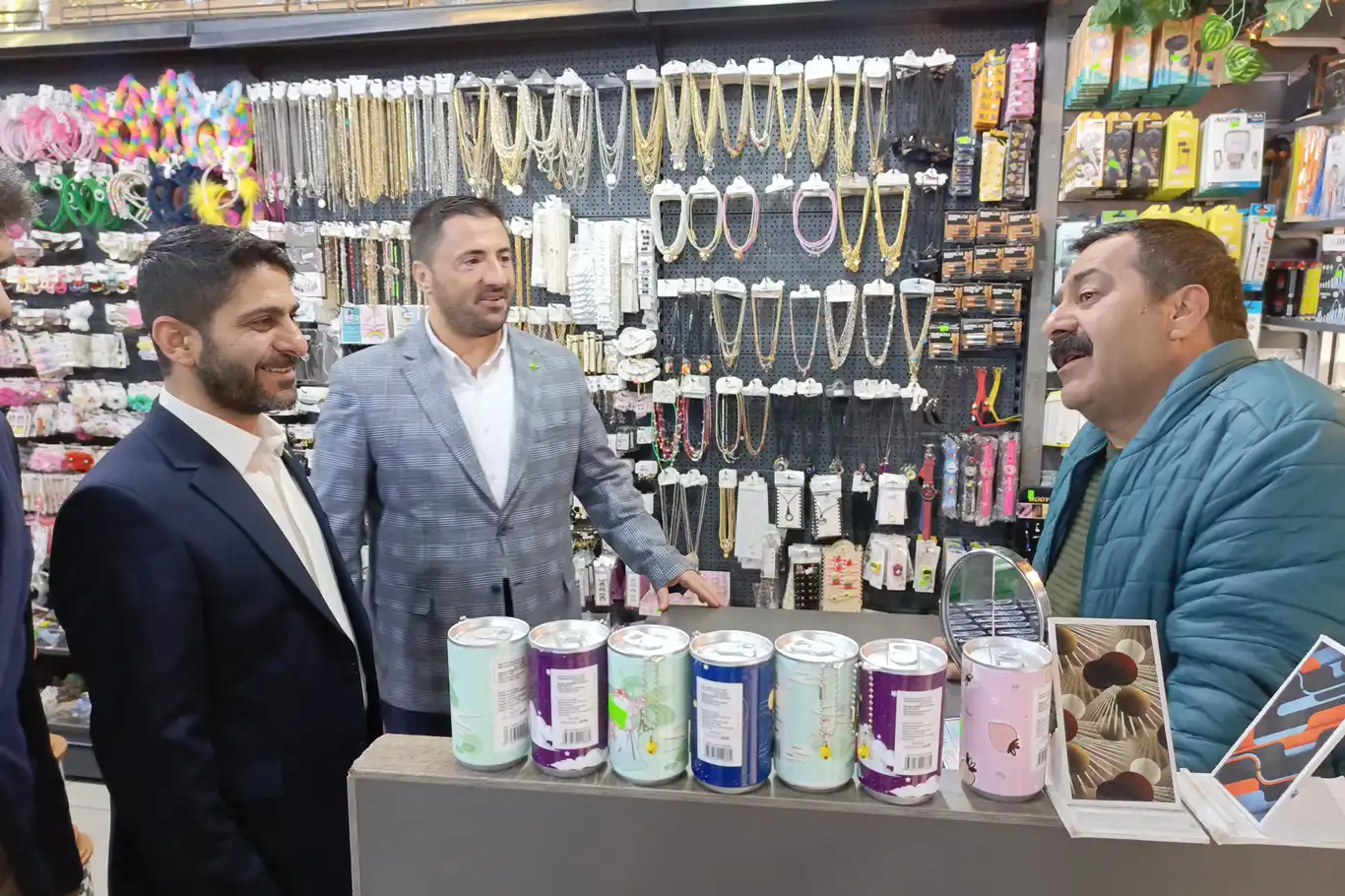 HÜDA PAR Gölbaşı Belediye Başkan adayı İhsan Demir'den esnaf ziyareti HÜDA PAR Gölbaşı Belediye Başkan adayı İhsan Demir'den esnaf ziyareti