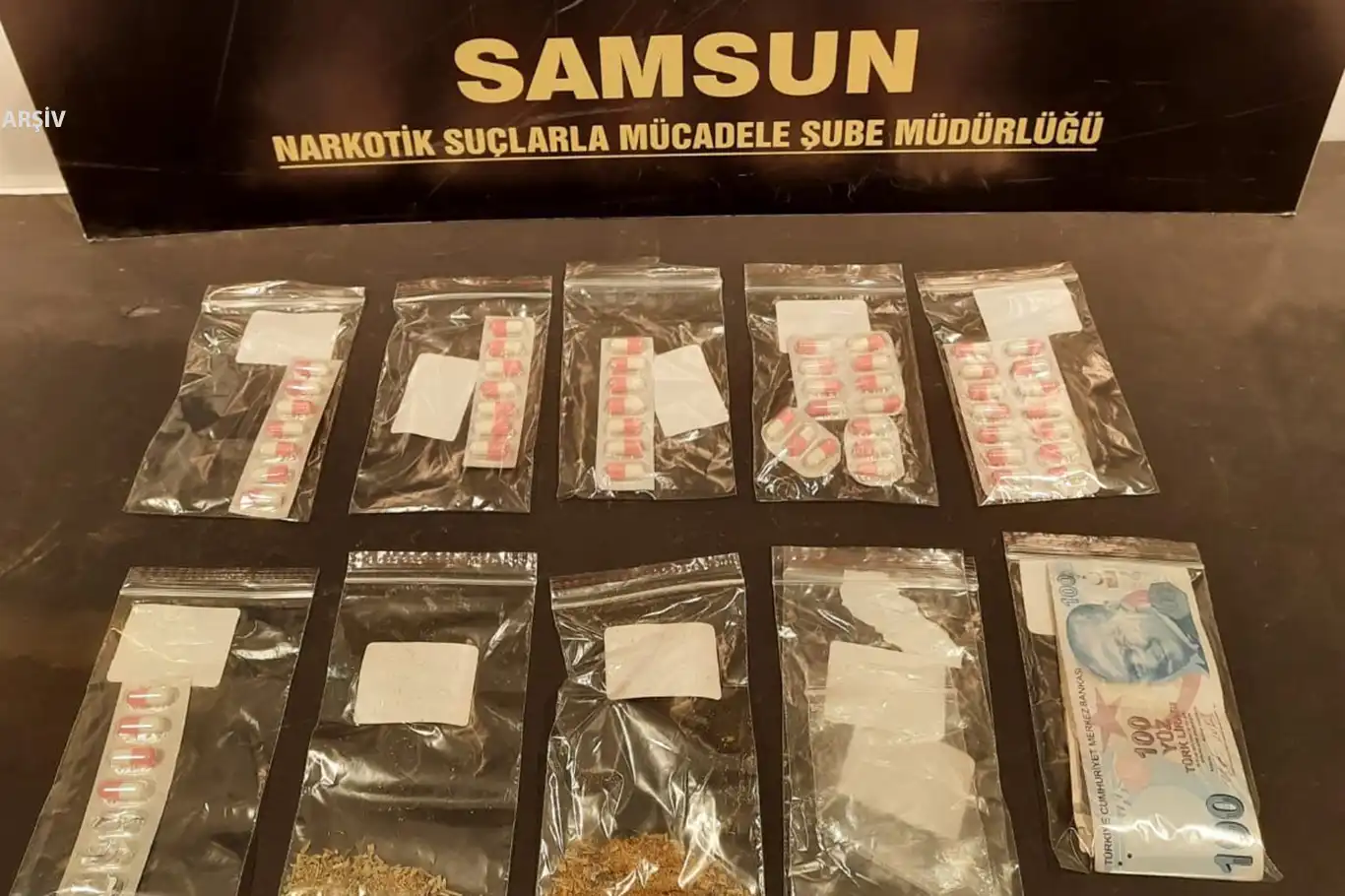 Samsun'da uyuşturucu operasyonu: 2 tutuklama Samsun'da uyuşturucu operasyonu: 2 tutuklama