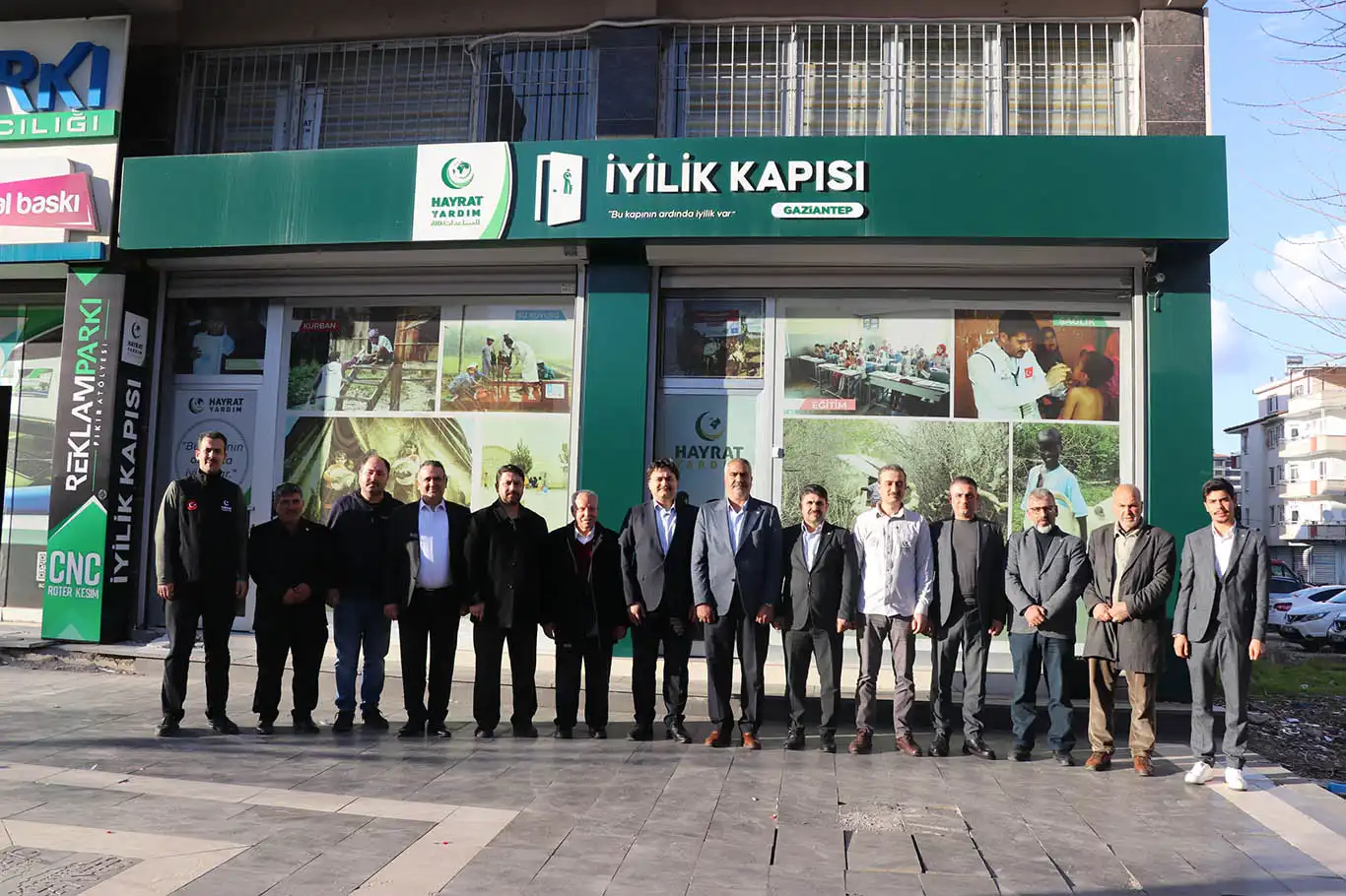 HÜDA PAR'ın Belediye Başkan Adayları sahadan ayrılmıyor HÜDA PAR'ın Belediye Başkan Adayları sahadan ayrılmıyor