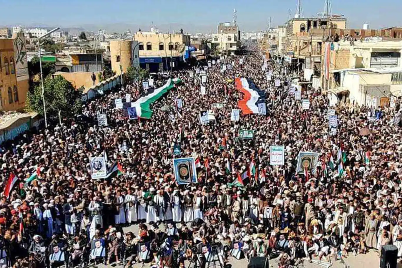 Yemen halkı bir kez daha Gazze için meydanlara çıktı
