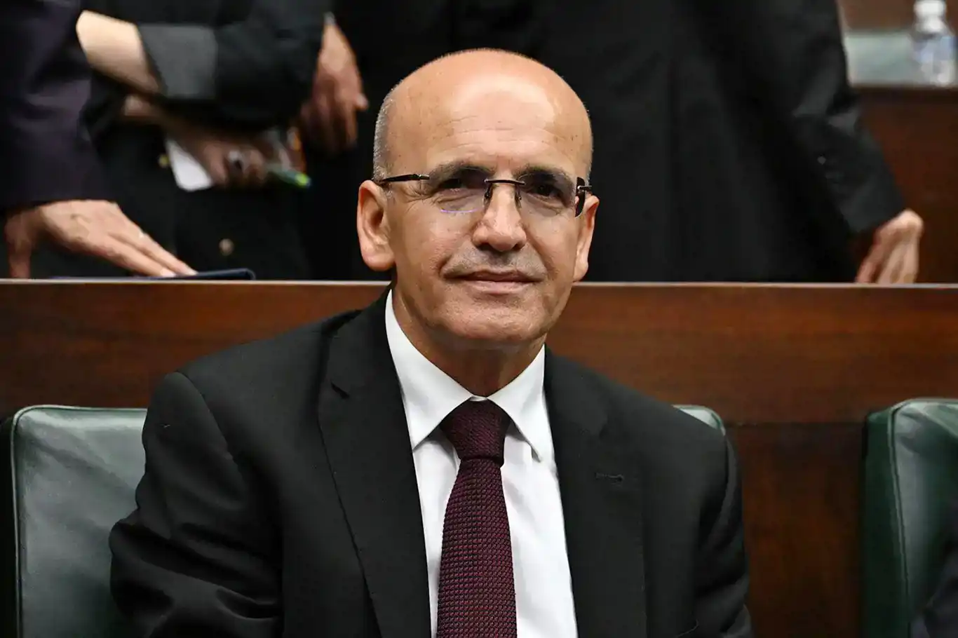 Bakan Şimşek'ten seçimler sonrası OVP açıklaması Bakan Şimşek'ten seçimler sonrası OVP açıklaması