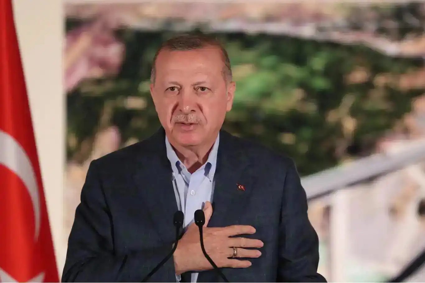 الرئيس أردوغان يجري اتصالات هاتفية بقادة إيران ونيجيريا وكازاخستان
