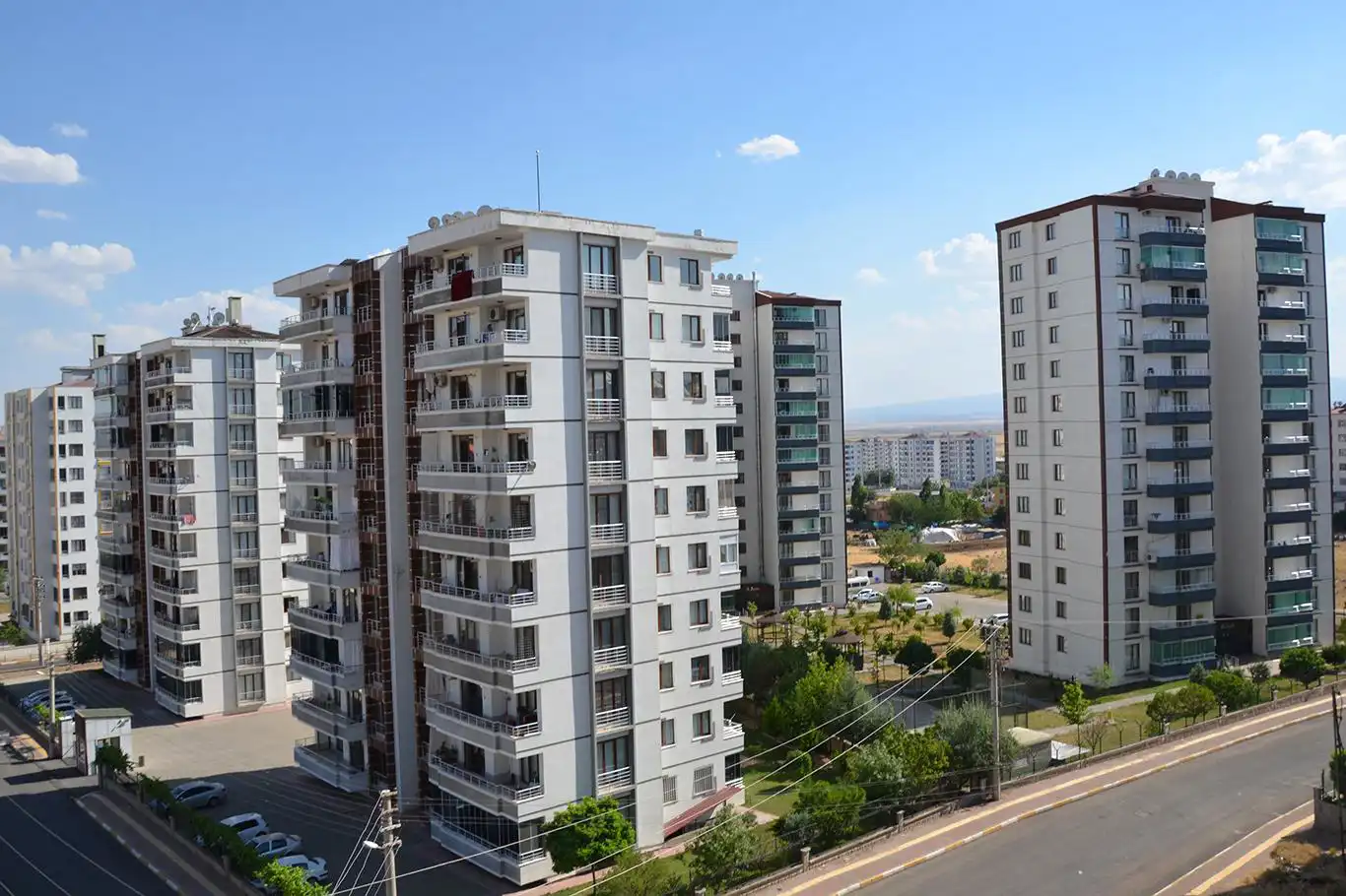 Turkish house sales see minor decrease in March