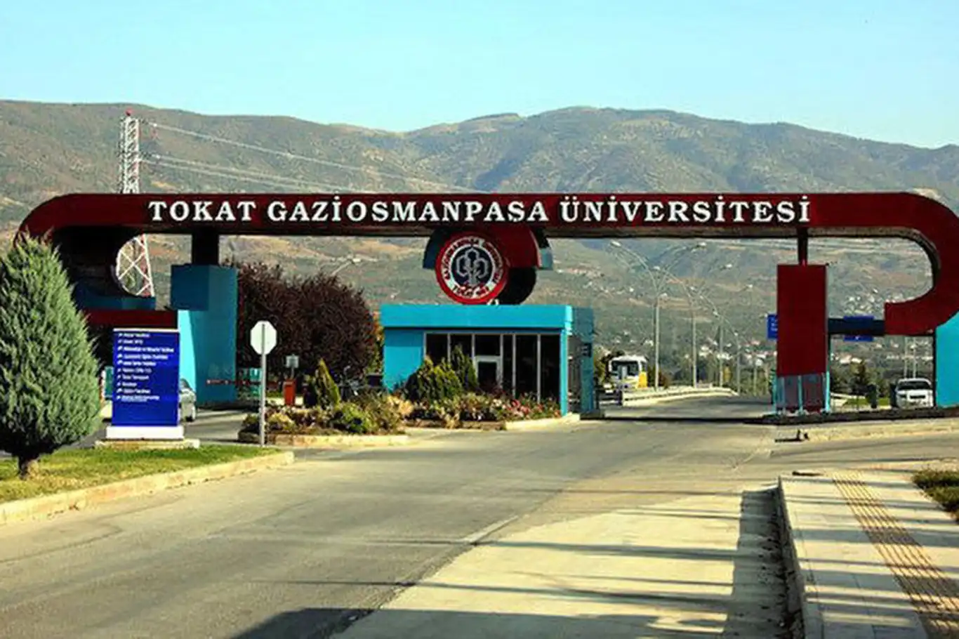 Tokat'taki deprem nedeniyle üniversitede ara sınavlar ertelendi Tokat'taki deprem nedeniyle üniversitede ara sınavlar ertelendi