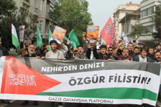 إسطنبول..احتجاجات داعمة لغزة أمام القنصلية العامة الألمانية