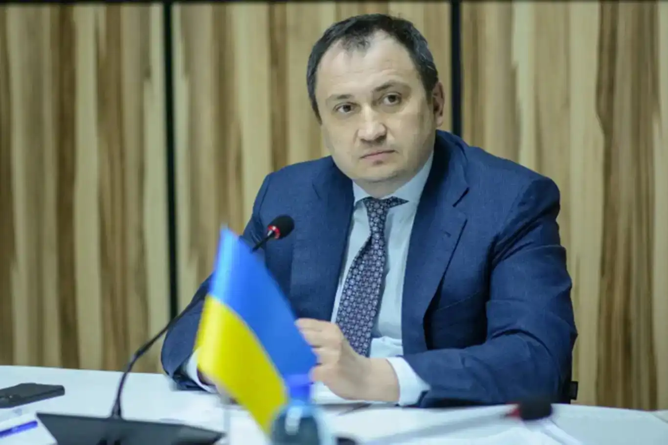 أوكرانيا.. اتهامات بالفساد تؤدي إلى استقالة أحد الوزراء