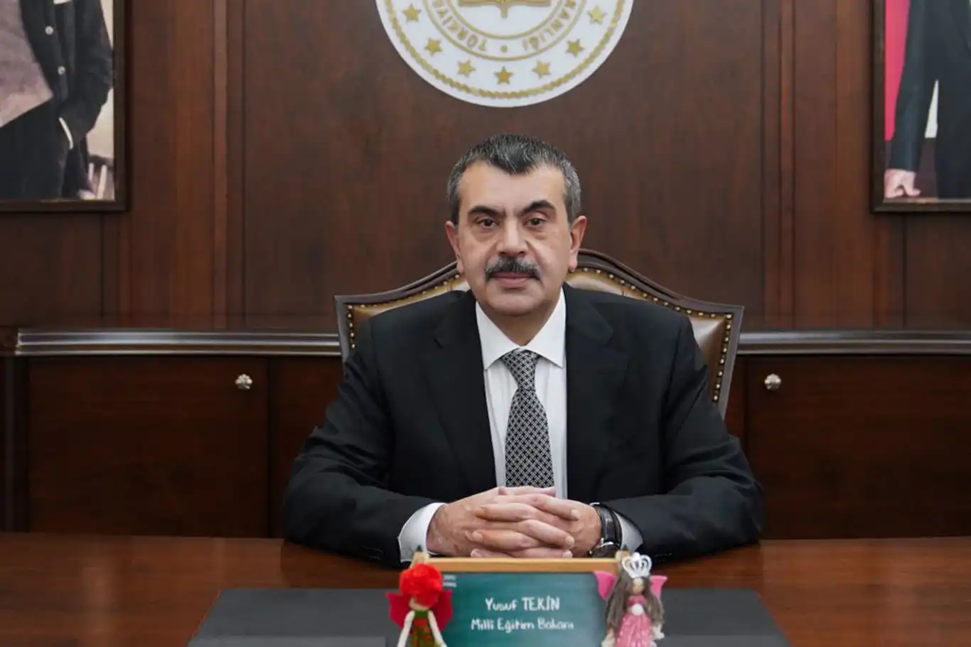 Milli Eğitim Bakanı Tekin'den bayram ve ara tatil mesajı Milli Eğitim Bakanı Tekin'den bayram ve ara tatil mesajı