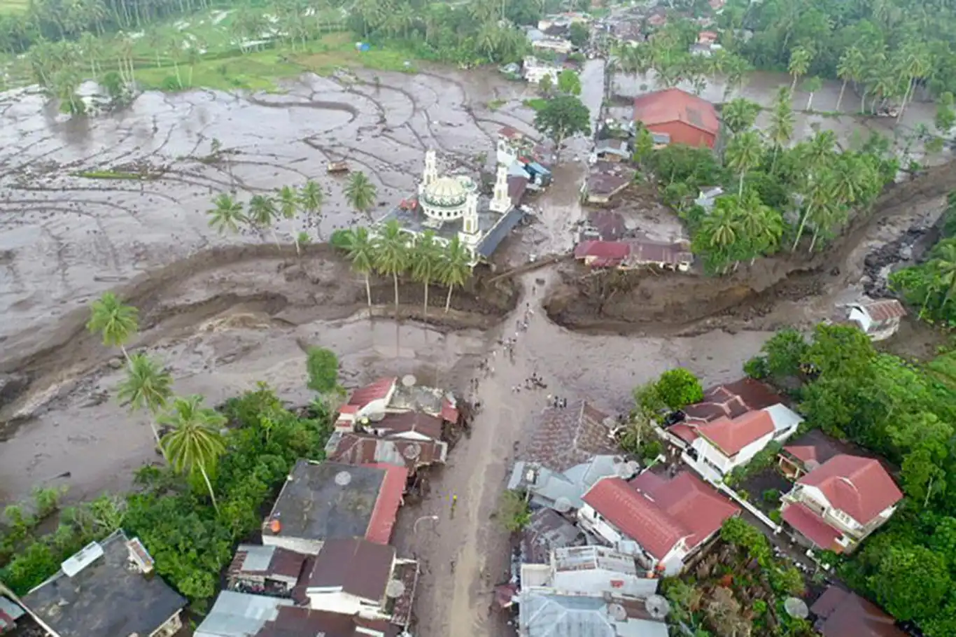 Death toll rises to 41 in Indonesia flash floods - [İLKHA] Ilke News Agency