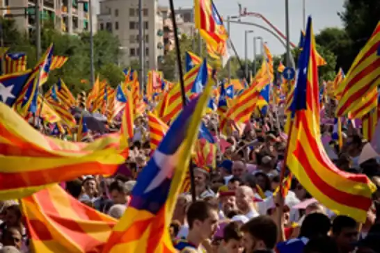 İspanya'da, ayrılık yanlısı partiler Katalan seçimlerini kaybetti