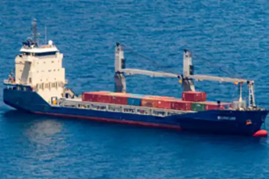 İspanya, siyonist rejime silah taşıyan geminin limanlarında durmasına izin vermedi