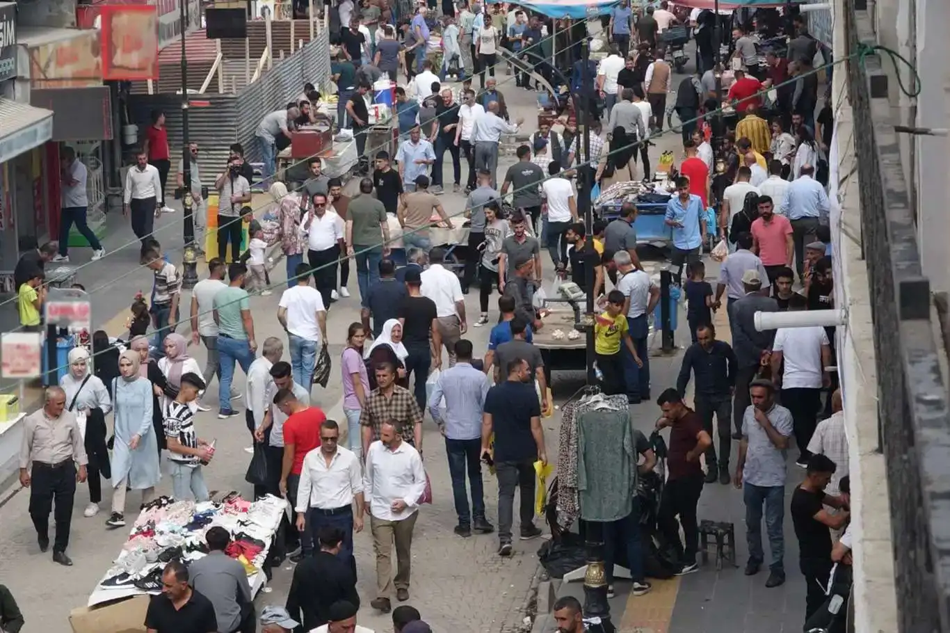 Türkiye'nin yüzde 15,1'ini genç nüfus oluşturdu Türkiye'nin yüzde 15,1'ini genç nüfus oluşturdu