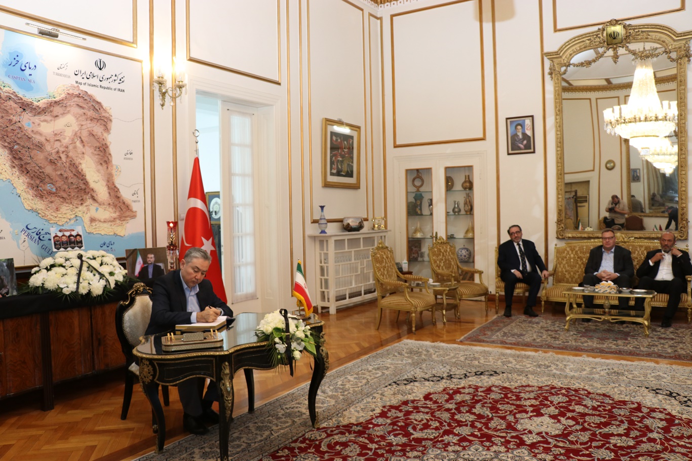 İran Ankara Büyükelçiliği'ne taziye ziyaretleri