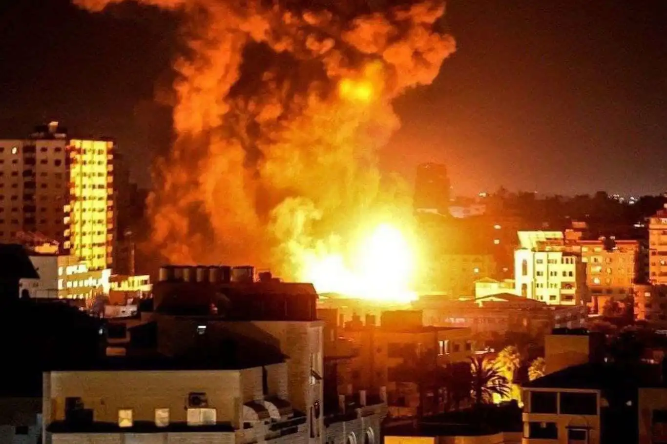 Israeli warplanes conduct airstrikes in Gaza, resulting in civilian casualties