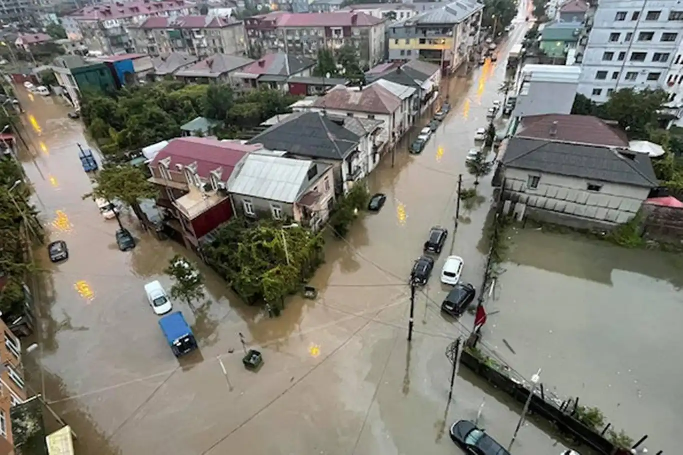 Gürcistan'da şiddetli yağışlar sele yol açtı Gürcistan'da şiddetli yağışlar sele yol açtı