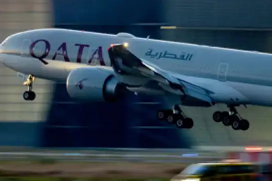 Katar'a ait uçak türbülansa girdi: 12 kişi yaralandı