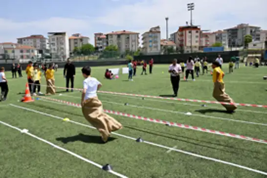 Malatya’da Geleneksel Çocuk Oyunları Şenliği düzenlendi