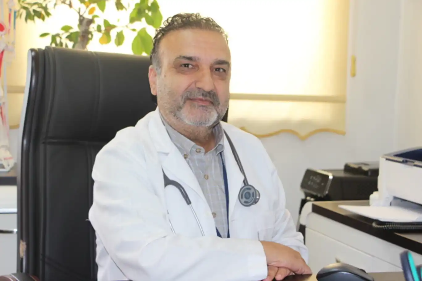 Acil Tıp Uzmanı Gökdemir: Güneş çarpması komaya kadar gidebilen bir hadisedir