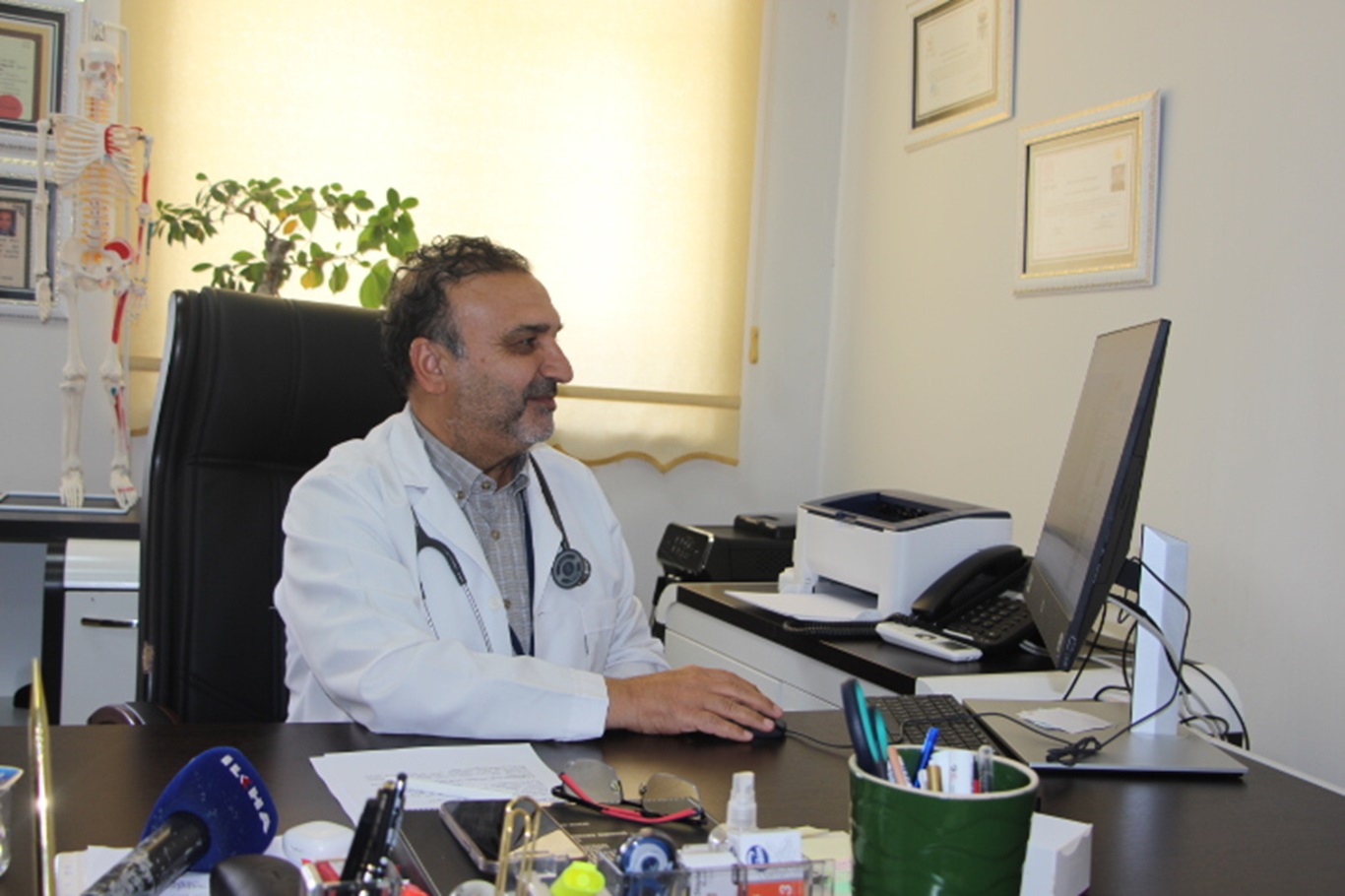 Acil Tıp Uzmanı Gökdemir: Güneş çarpması komaya kadar gidebilen bir hadisedir