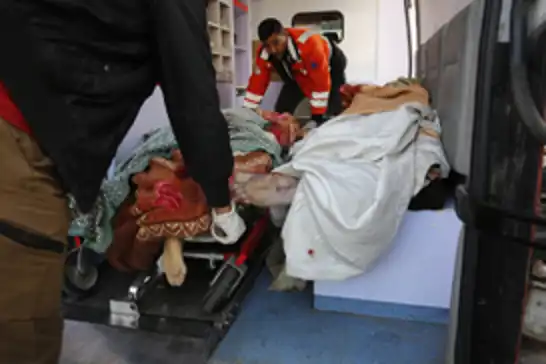 İşgal çetesi Refah'a saldırdı: 4'ü çocuk 7 şehid