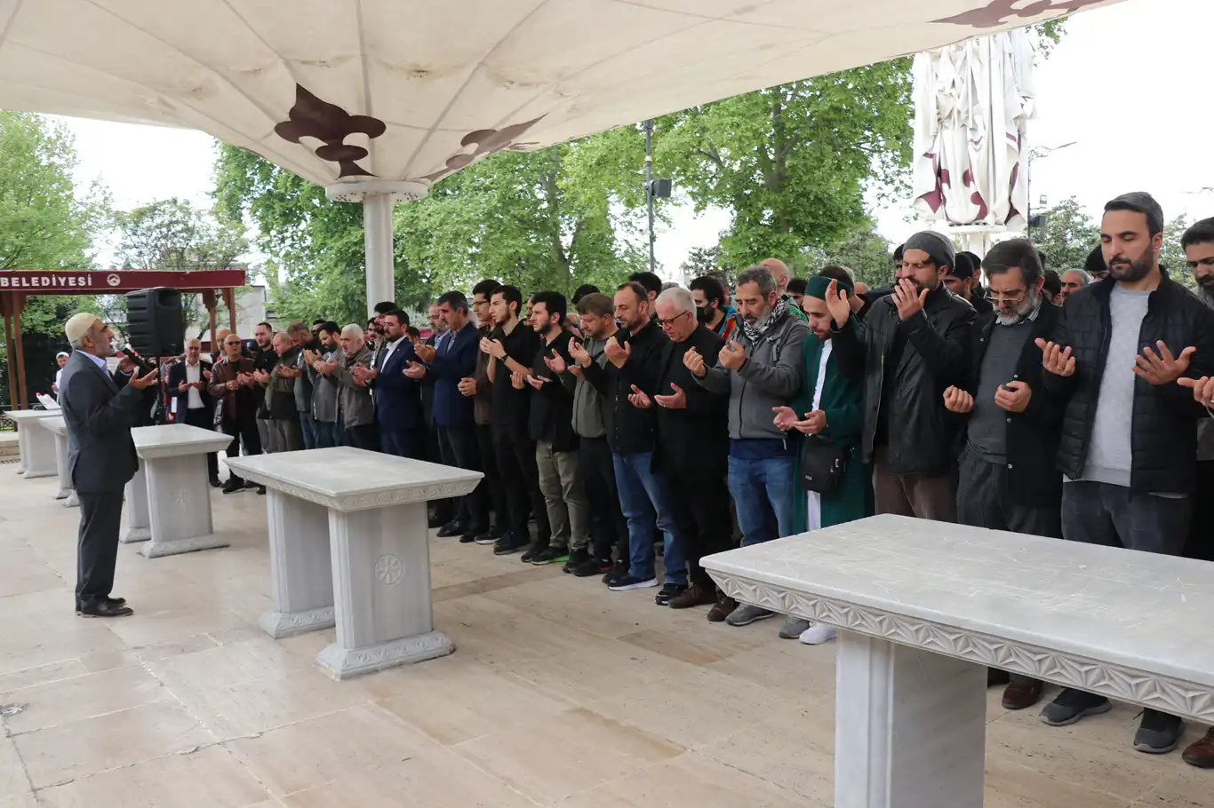 Hasan Saklanan için İstanbul'da gıyabi cenaze namazı kılındı