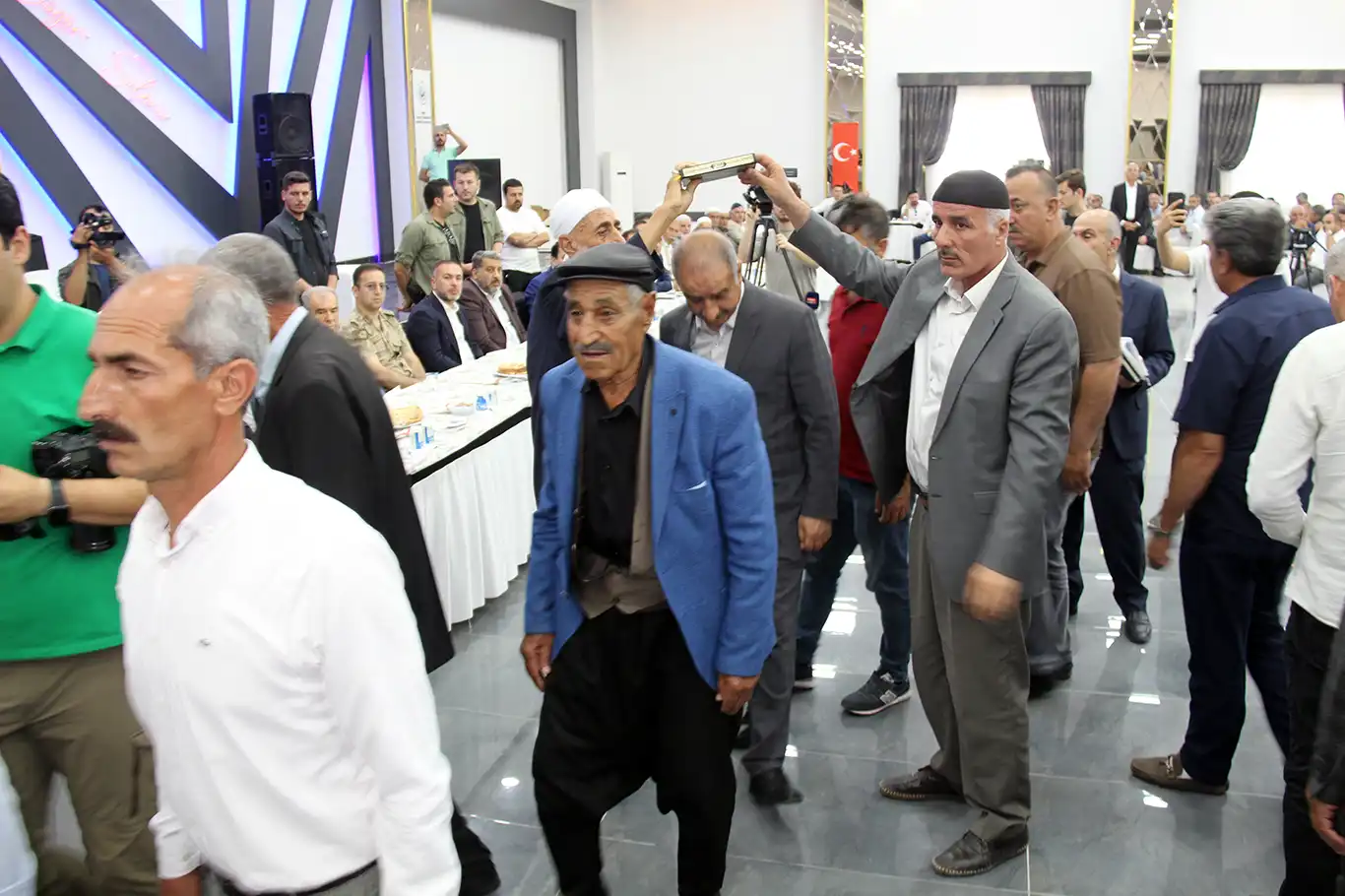 Arazi anlaşmazlığı davası düzenlenen barış yemeği ile sonlandırıldı