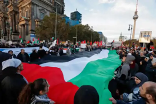 برگزاری تظاهرات حمایت از فلسطین در آلمان