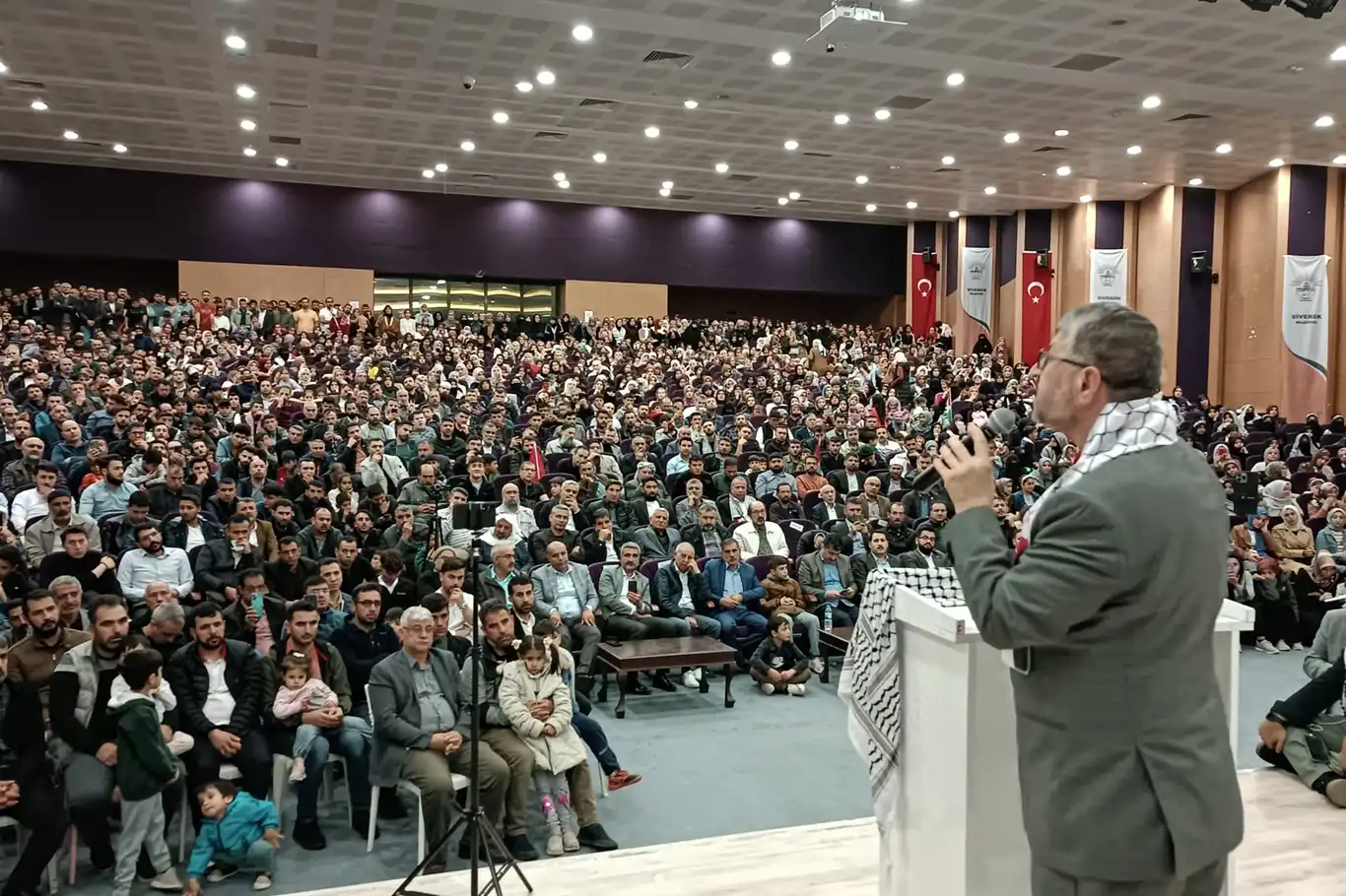 Siverek'te Gazze temalı konferans Siverek'te Gazze temalı konferans