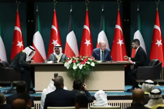 عقب الزيارة الرسمية لأميرها..تركيا تبرم 6 اتفاقيات مع الحكومة الكويتية