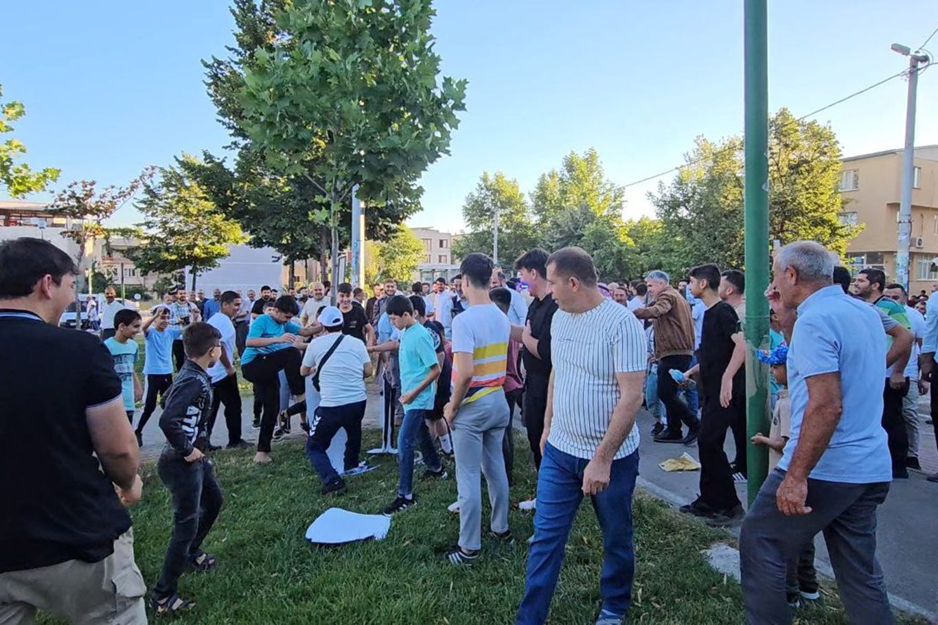 Siyonist işgal rejimin başı Netanyahu Bursa'da taşlandı