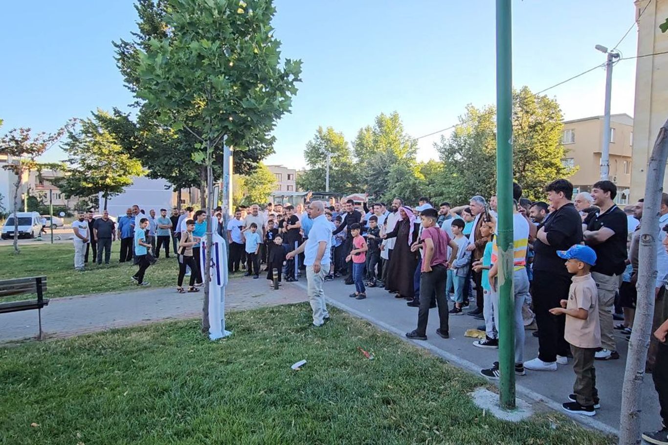 Siyonist işgal rejimin başı Netanyahu Bursa'da taşlandı