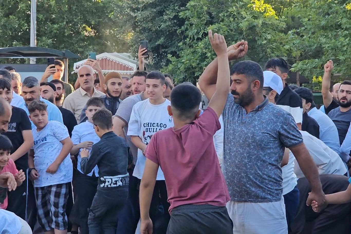 Siyonist işgal rejimin başı Netanyahu Bursa'da taşlandı