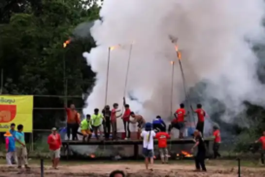 Tayland'da roket festivalinde patlama: 15 yaralı