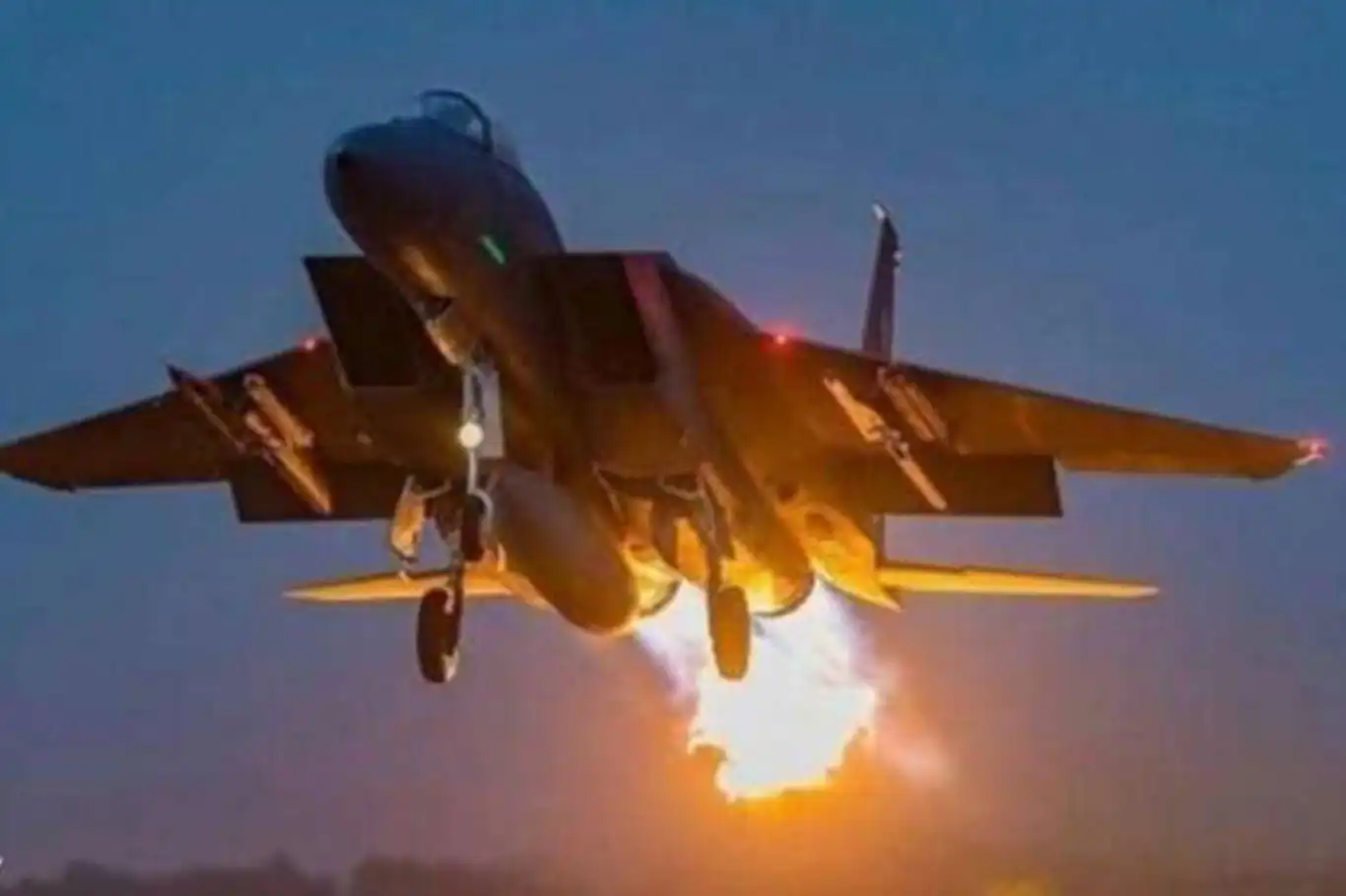 US-British forces launch new airstrikes on Yemeni territory