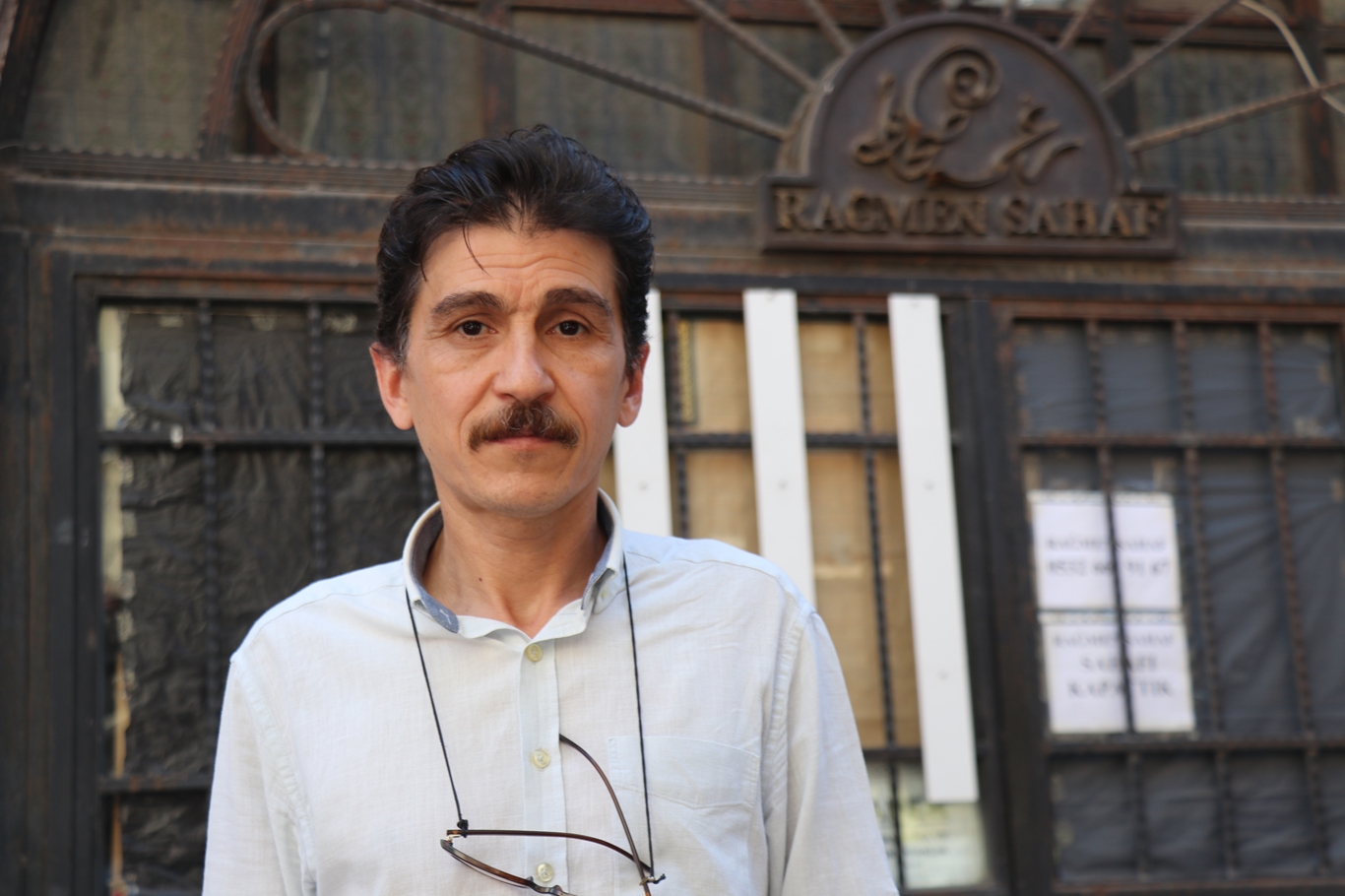 "Yahudiler Giremez" yazısı asan esnafa İBB'den tahliye kararı