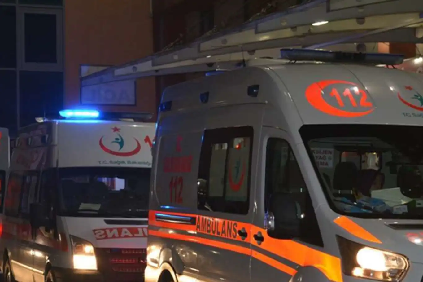 Düğünde silahlı kavga: Bir ölü bir yaralı Düğünde silahlı kavga: Bir ölü bir yaralı