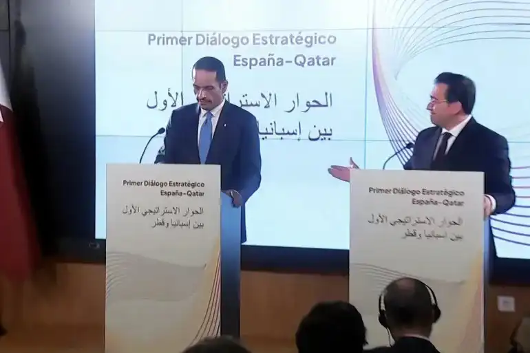 في مؤتمرٍ صحفيٍ مشترك بين وزيري الخارجية.. قطر وإسبانيا تدعوان لوقف إطلاق النار بغزة ووقف التصعيد في المنطقة