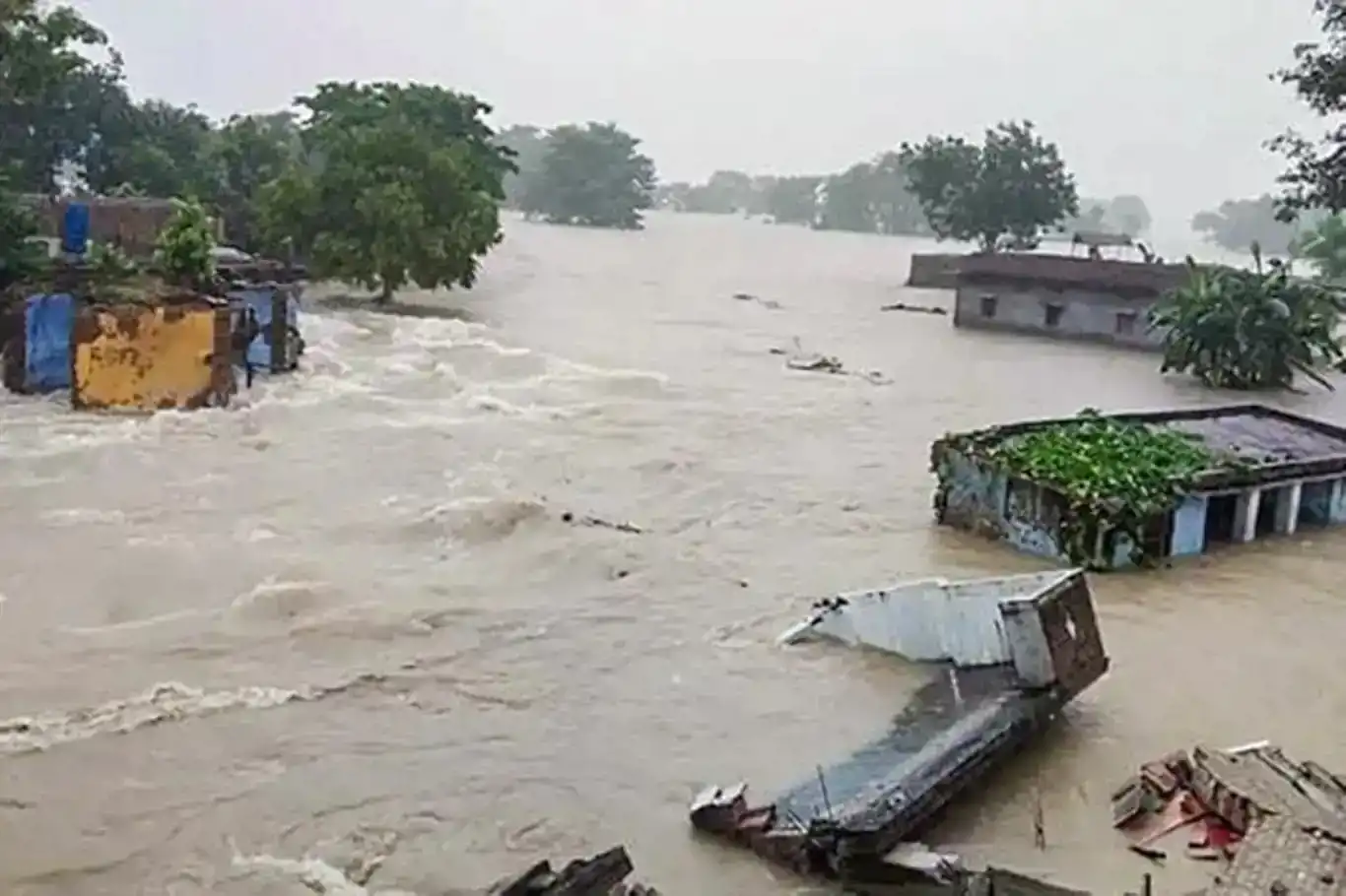 Death toll reaches 27 in India’s flood disaster